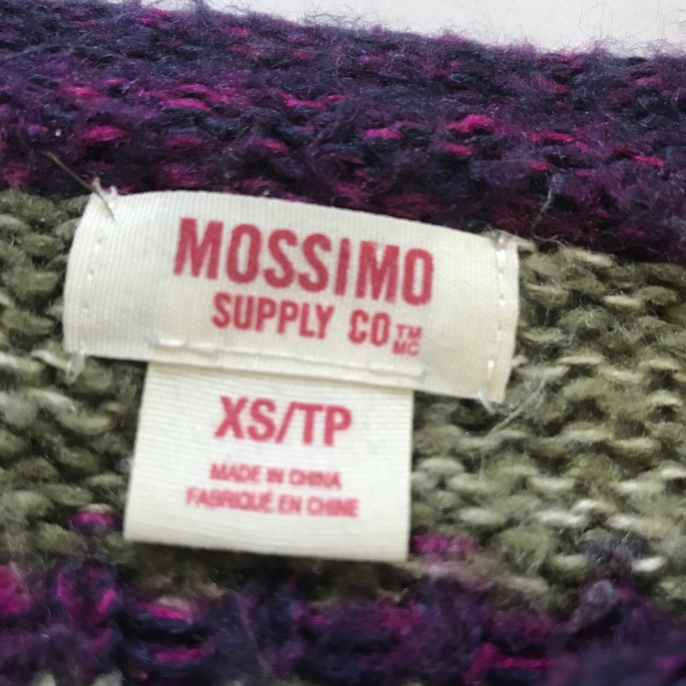 Mossimo Sweater! - Picture 5 of 5